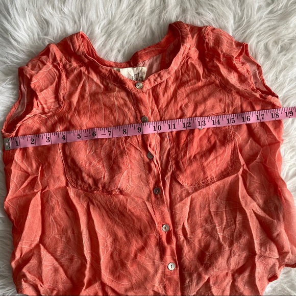 🔥SOLD🔥 We The Free FP Crinkle Button Down Shirt Coral XS - Picture 9 of 11